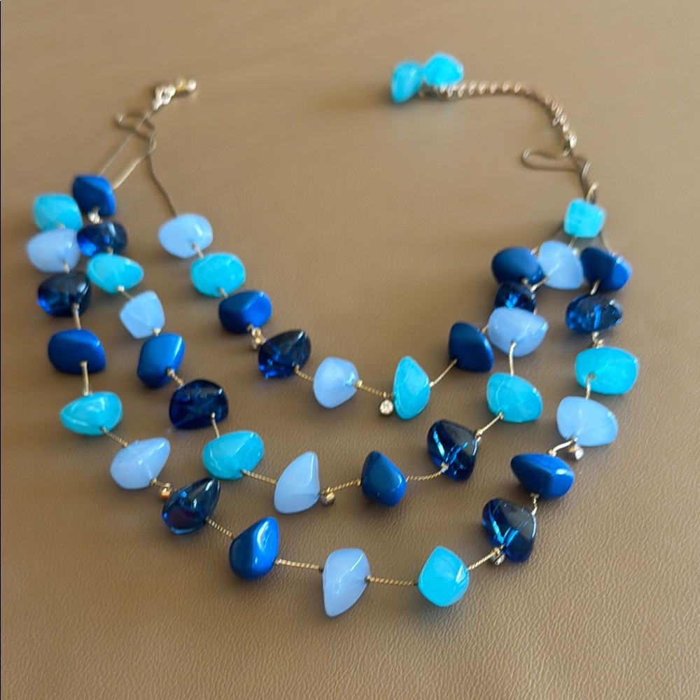 Elegant Blue Beaded Necklace